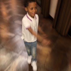 Meet your Posher, Kenisha